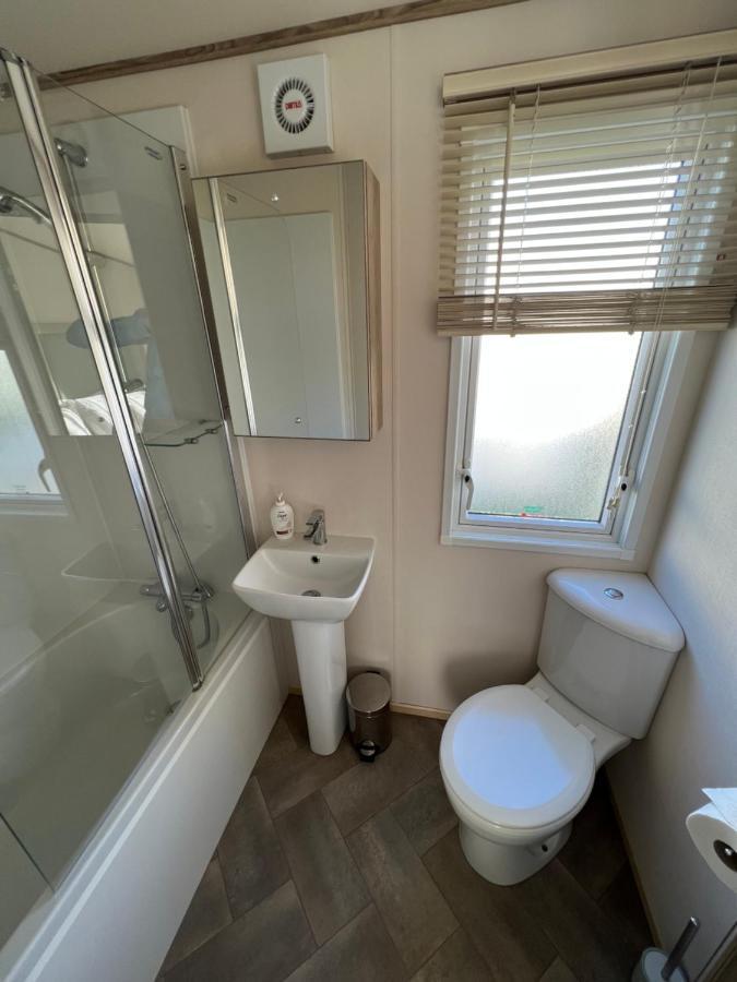 Anchors Rest - Family Caravan - Haven Lytchett Minster Exterior foto